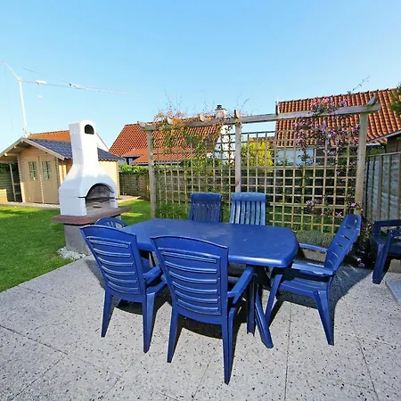 Vakantiehuis Holiday Noordzeepark Zeewind.2 *
